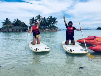 likuliku_paddle boarding